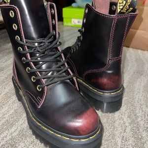 JADON BOOT SMOOTH LEATHER PLATFORMS dr.martens